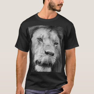 Visa din styrka med vår lejontryckta skjorta t shirt