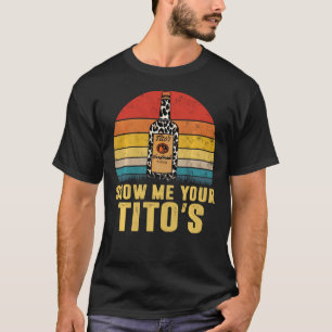 Visa din tito S Lustigt att dricka Vodka alkohol L T Shirt