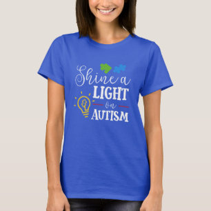 Visa ett ljus för medvetandegörandet om autism Mam T Shirt