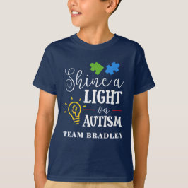 Visa ett ljus på matchningsteamet för Autism Perso T Shirt