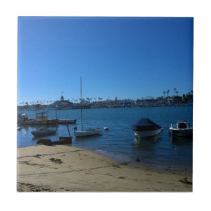 Visa från Balboa Island, Newport Beach, Kalifornie Kakelplatta