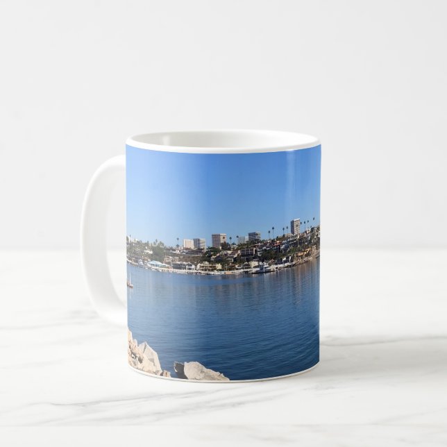 Visa från Wedge, Newport Beach, Kalifornien Kaffemugg (Framsida vänster)