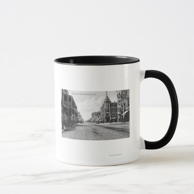 Visa nittonde gatunumret 2Bakersfield, CA Mugg (Höger)