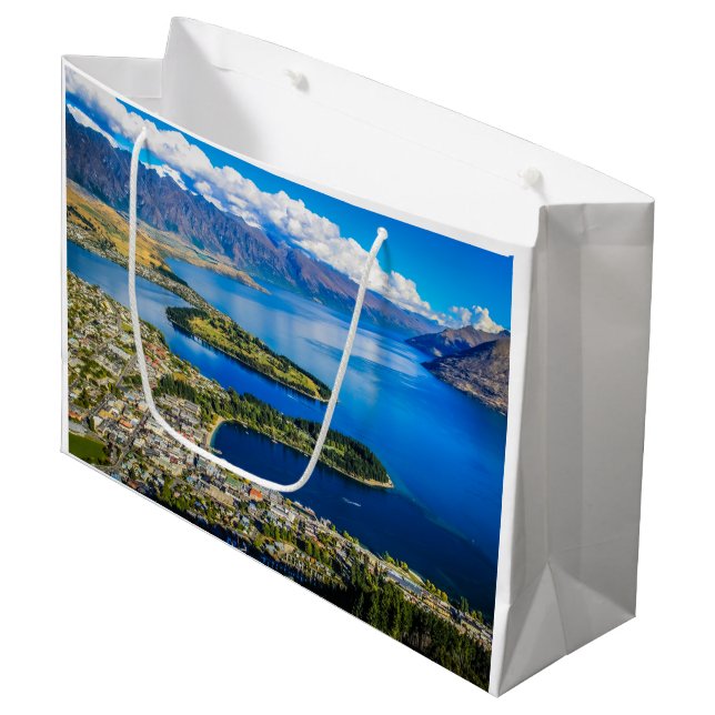 Visa på Queenstown från Bob's Peak, Nya Zeeland (Framsidan Vinklad)