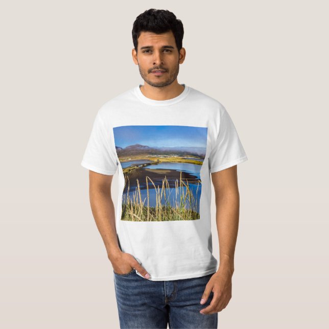 Visa på Saudarkrokur och Skagafjordur, Island T Shirt (Hel framsida)