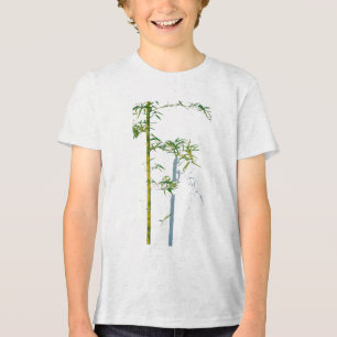 Viskande bambus mellan tillväxt och tomrum Fragmen T Shirt