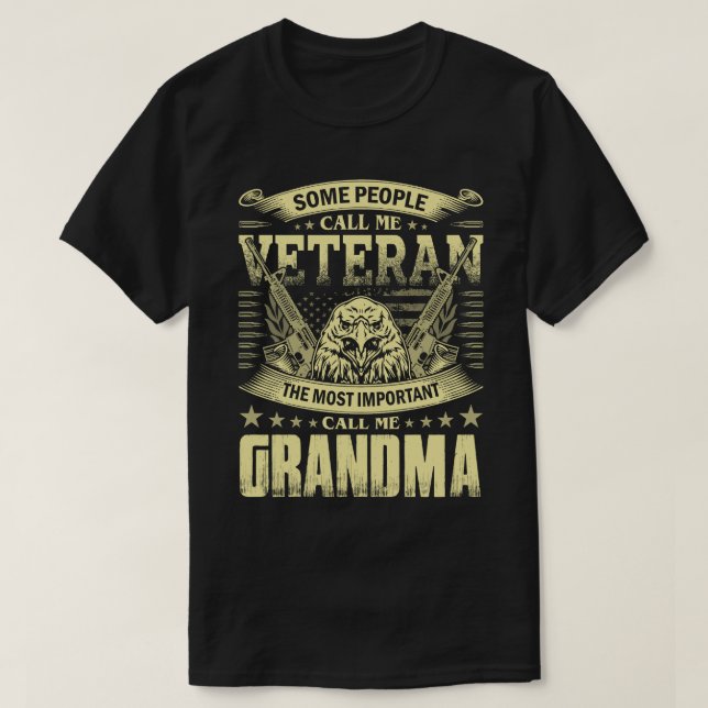 Vissa kallar mig Veteran GRANDMA T Shirt (Design framsida)