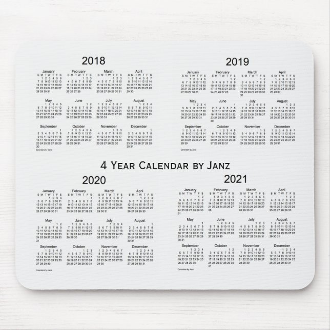 Vit 2018-2021 röker den 4 år kalendern vid Janz Musmatta (Framsidan)