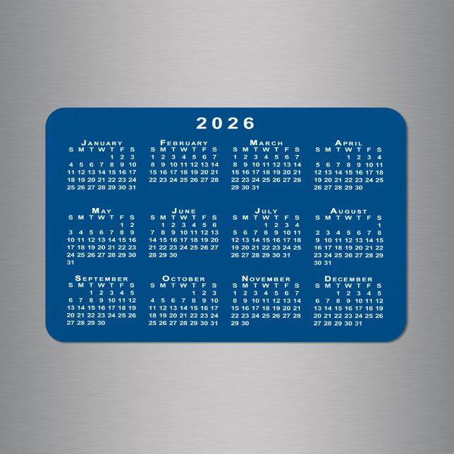 Vit 2026-kalender - blå bakgrundsmall magnet (White 2026 Calendar Blue Background Template Magnet in situ)
