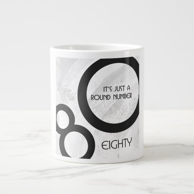Vit 80-årsjubileum jumbo mugg (Framsidan)