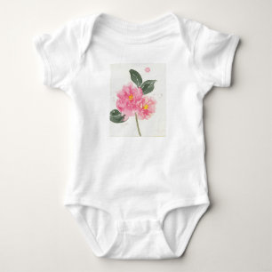 Vit baby t-shirt med rosa camellia