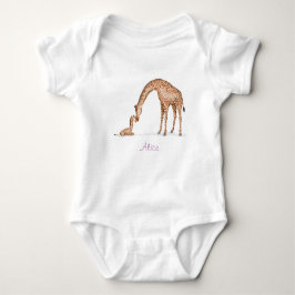 Vit babybody med giraffmor och kalv t shirt
