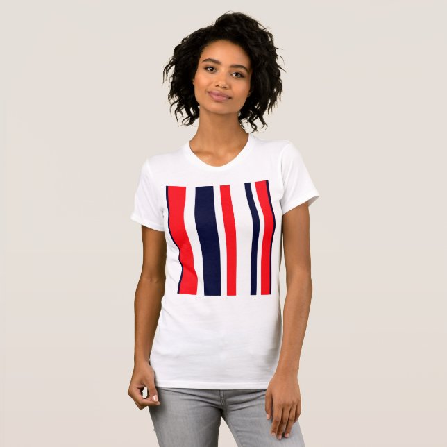 Vit, blå och röd Rand T Shirt (Hel framsida)
