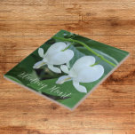 Vit blödning Hjärtat Blommigt Kakelplatta<br><div class="desc">För växt och  fläkt! Keramiskt plattor med en fotobild av ren,  vit blödande hjärtblomma. En underbar,  blommigt design! Markera din ruta storlek. Gör en söt köksbagge!</div>