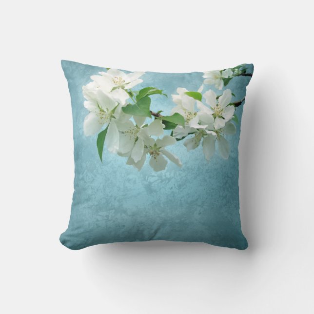 Vit blomma på Blå himmel Kassapillow Kudde (Framsida)