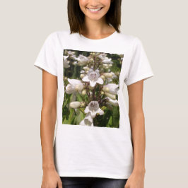 Vit blomma tee