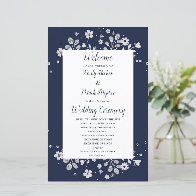 Vit Blommigt (Stående Fram)