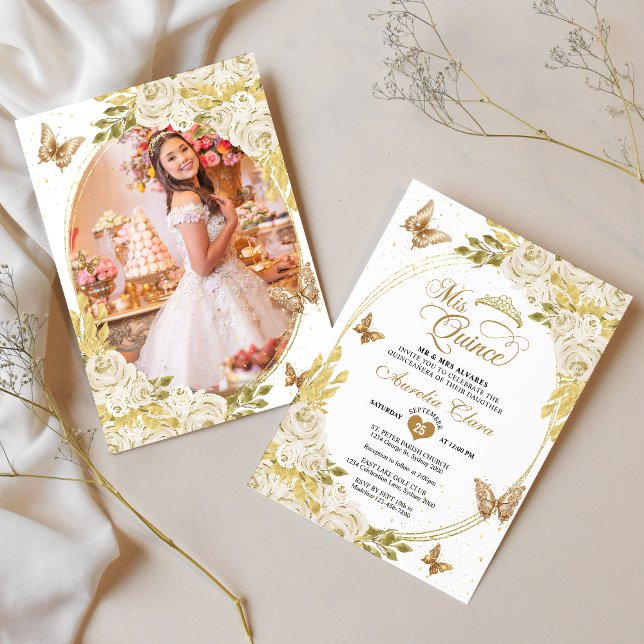 Vit Blommigt Guld Butterfly Photo Quinceañera Inbjudningar (Skapare uppladdad)