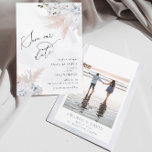 Vit Blommigt Orchid & Dusty Blue Coral Beach Spara Datumet<br><div class="desc">Vit Blommigt Orchid & Dusty Blue Coral Beach Spara datum Den här möhippan med vattenfärg innehåller vita orkidéer och pampas vita, dammiga, blå koraller skapande perfekt badbröllop. Det är perfekt för strand, sommar, , tropiskt, dammblått, destination, oceaniskt temat bröllop. Du kan redigera/anpassa hela mallen. Kontakta mig om du behöver hjälp...</div>