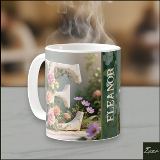 Vit blomsterträdgård Monogram Bokstav E Kaffemugg