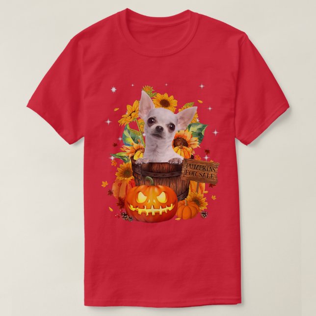 Vit Chihuahua i en fallhals med pumpkinsolv T Shirt (Design framsida)