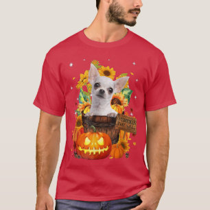 Vit Chihuahua i en fallhals med pumpkinsolv T Shirt