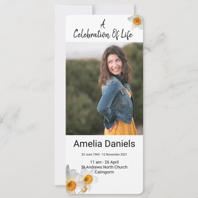 Vit Daffodil Firande i livstidsfoto Inbjudningar (Framsida)