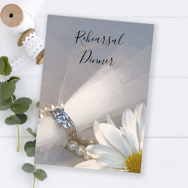 Vit Daisy Elegance Bröllop Rehearsal Dinner Inbjudningar (Skapare uppladdad)