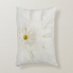 Vit Daisy Flower Lumbar Pillow Prydnadskudde