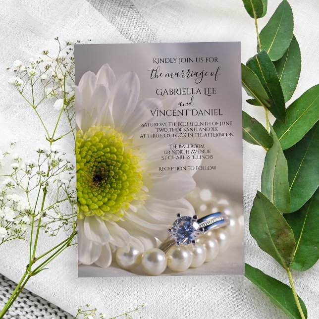 Vit Daisy och Diamond Ring Bröllop Inbjudningar (Invite guests to your marriage ceremony with the pretty White Daisy and Diamond Wedding Invitation.)