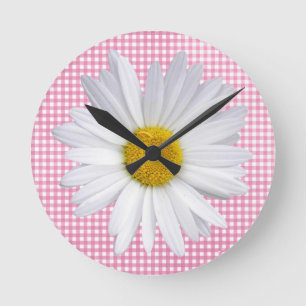 vit daisy på rosa gingham rund klocka