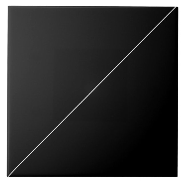 Vit diagonal linje på svart kakelplatta (Framsidan)