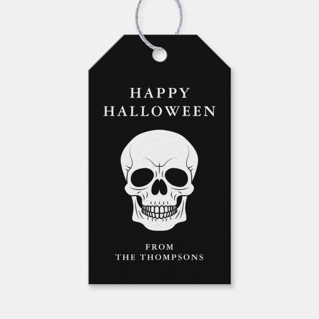 Vit dödskalle på svart Glad Halloween Presentetikett (Framsidan)