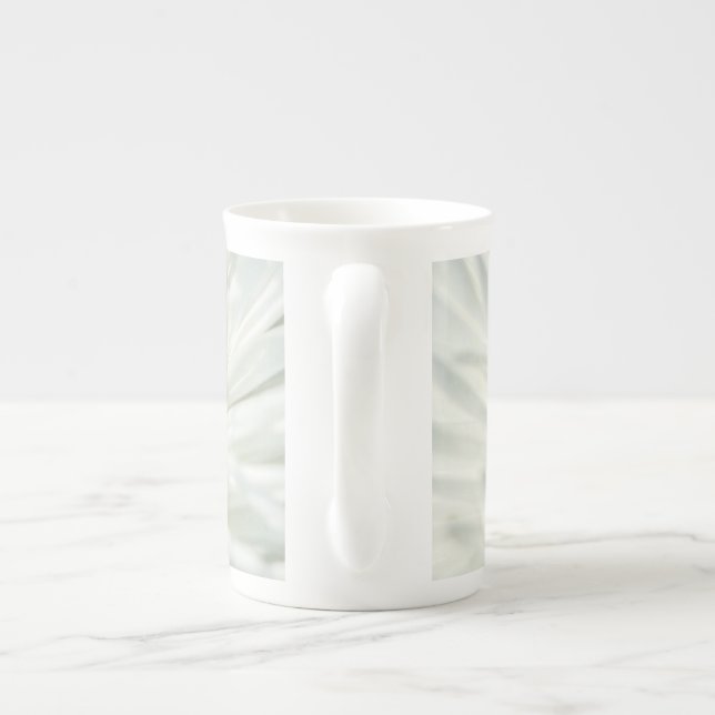 Vit engelsk Daisy Flower Benporslin Mugg (Baksidan)