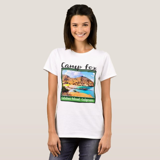Vit för lägerrävblå himmel fördunklar i grön ram t-shirt (Hel framsida)