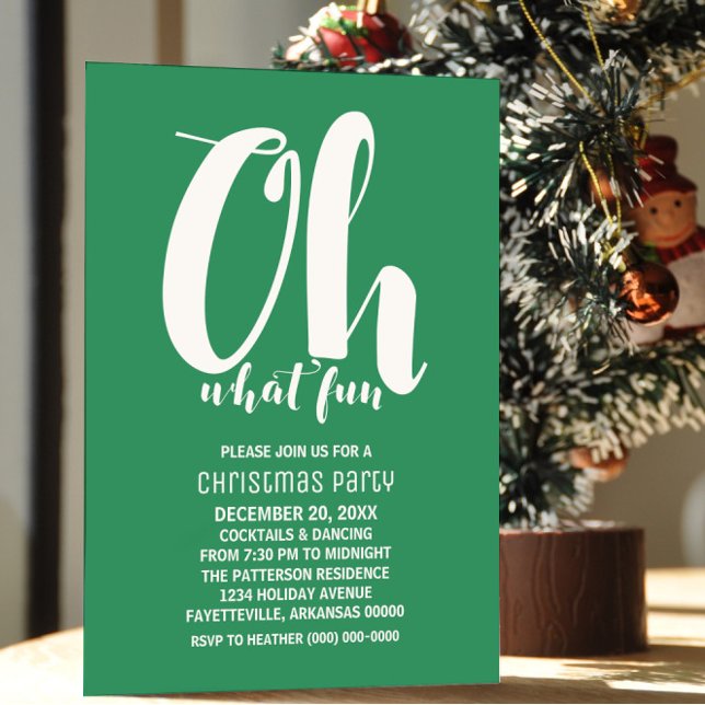 Vit Grönt Oh What Roligt Julfest Inbjudan (White and Green Oh What Fun Holiday Party Invite)