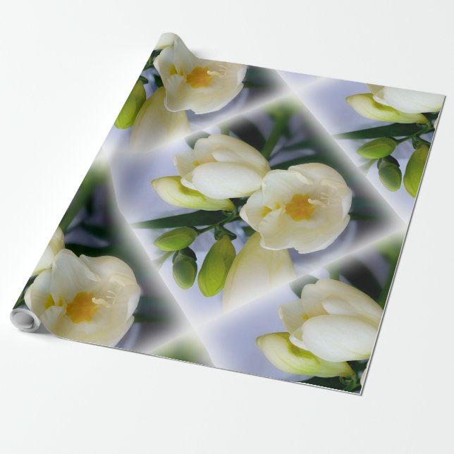 vit gult freesia presentpapper (Utrullad)