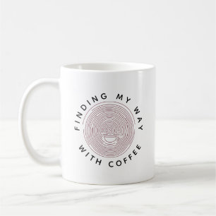 Vit hitta mitt sätt att komma åt kaffe kaffemugg