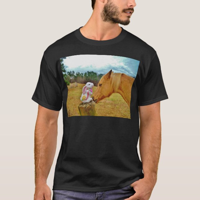 Vit kanin och Gult Horse Tee Shirt (Framsida)