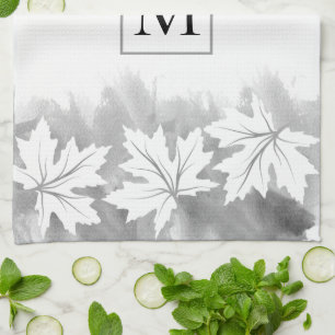 Vit kapsel grått-tvättat i löv, monogram kökshandduk