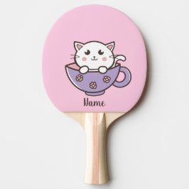 Vit katt i muggen pingisracket