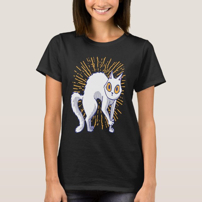 Vit katt skrämd t shirt (Framsida)