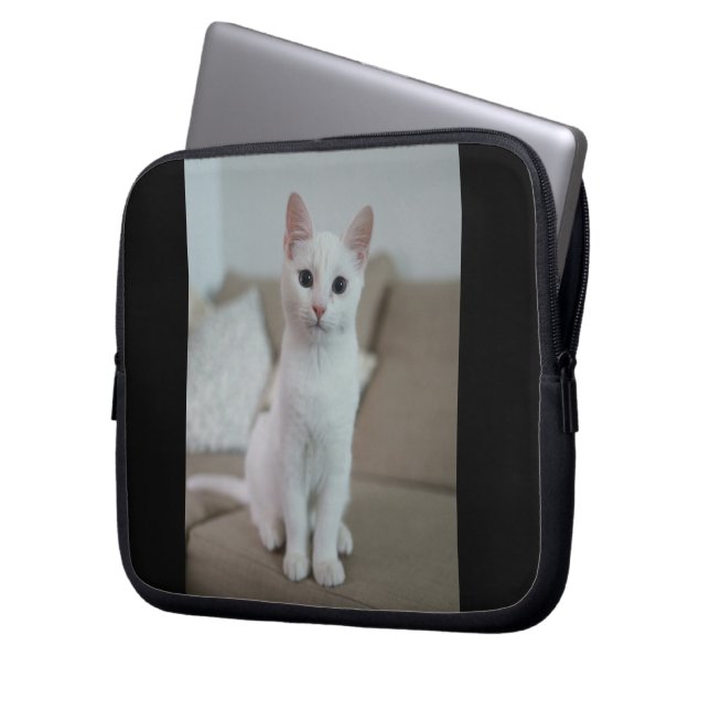 Vit katt | Zazzle_Growshop Laptop Fodral (Framsidan Vänster)