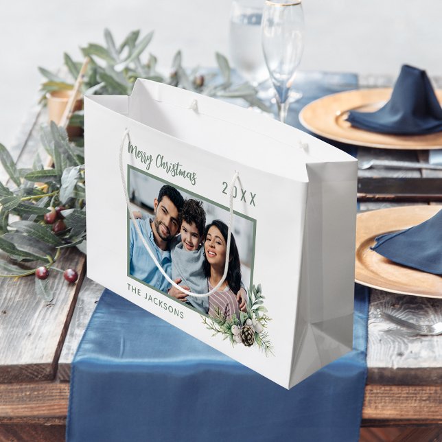 Vit kona i julfamiljen gräs namn (Skapare uppladdad)