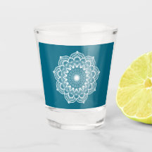 Vit Mandala på Blå Bakgrund