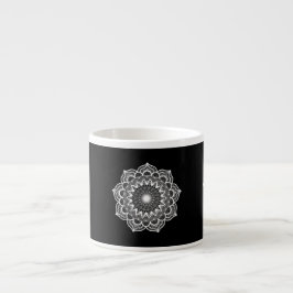 Vit Mandala på svart bakgrund Espressomugg