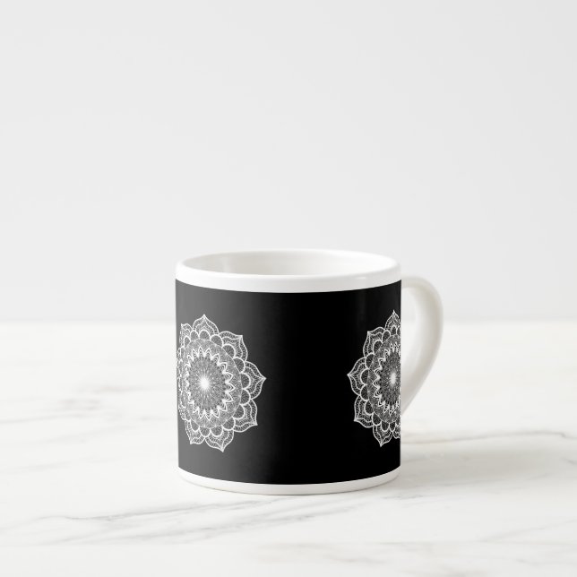 Vit Mandala på svart bakgrund Espressomugg (Framsida höger)