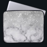 Vit marble Silver Glitter Laptop Fodral<br><div class="desc">Denna chic och glamorösa utformning är perfekt för trendiget och snyggten. Den visar en faux tryckt glatt silver glitter-sekvin och vit med svart marmorsten mönster ombre-gradient. Det är modernt, gigantiskt, söt och coola. ***VIKTIG DESIGN-ANMÄRKNING: Om du vill ha en begäran från anpassad design, t.ex. matchande produktbegäranden, färg-ändringar, placeringsändringar eller någon...</div>