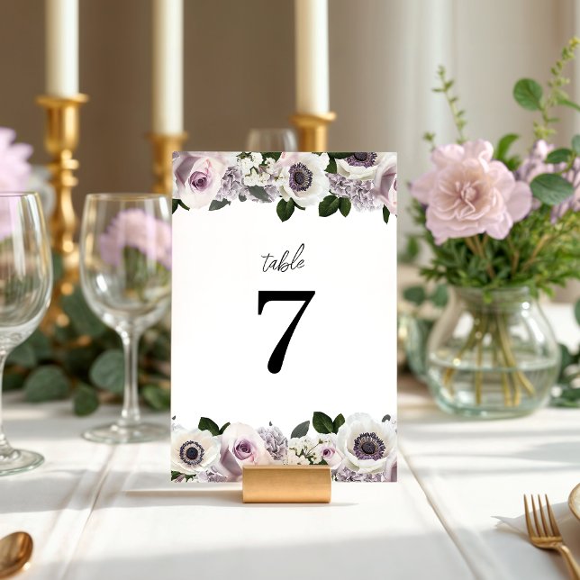 Vit Möhippa för Moody anemon och Lila Blommigt Bordsnummer (Skapare uppladdad)