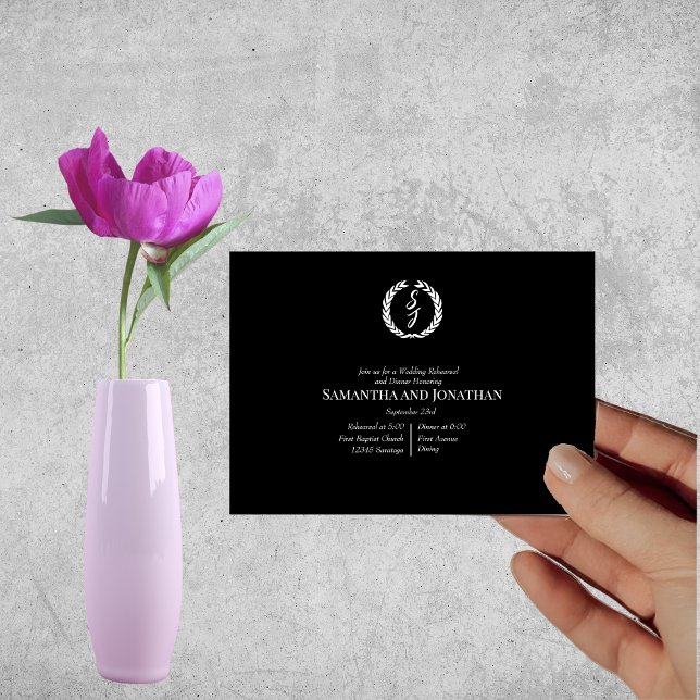 Vit Monogramutandning på svart Bröllop Rehearsal Inbjudningar (Skapare uppladdad)